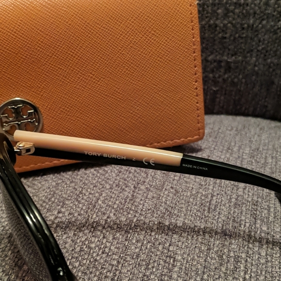 Tory Burch Sunglasses - Picture 2 of 6